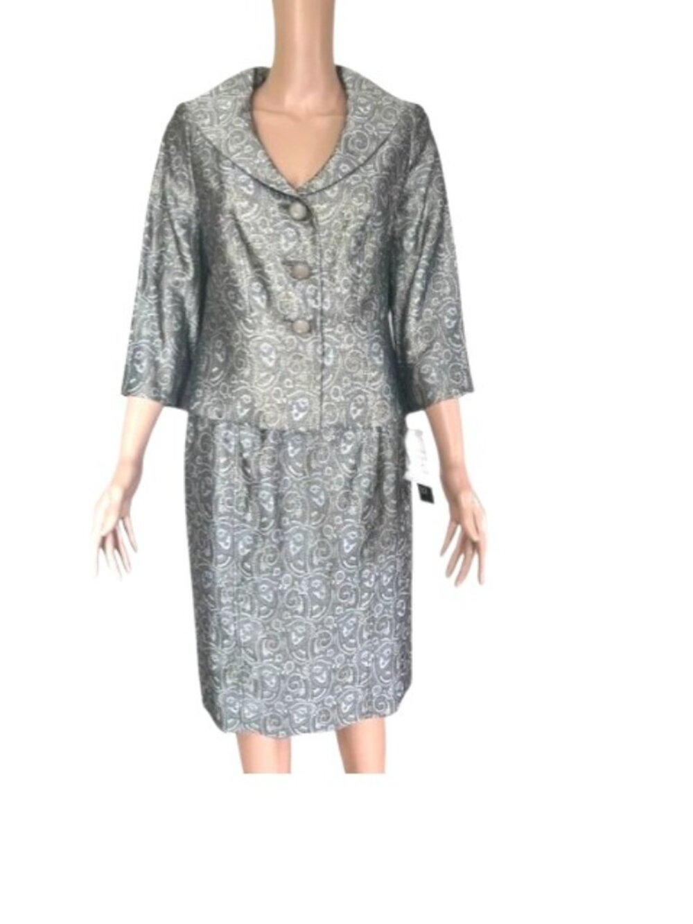 Jones New York Womens Suit Gray w/metallic shine Size 6P NWT